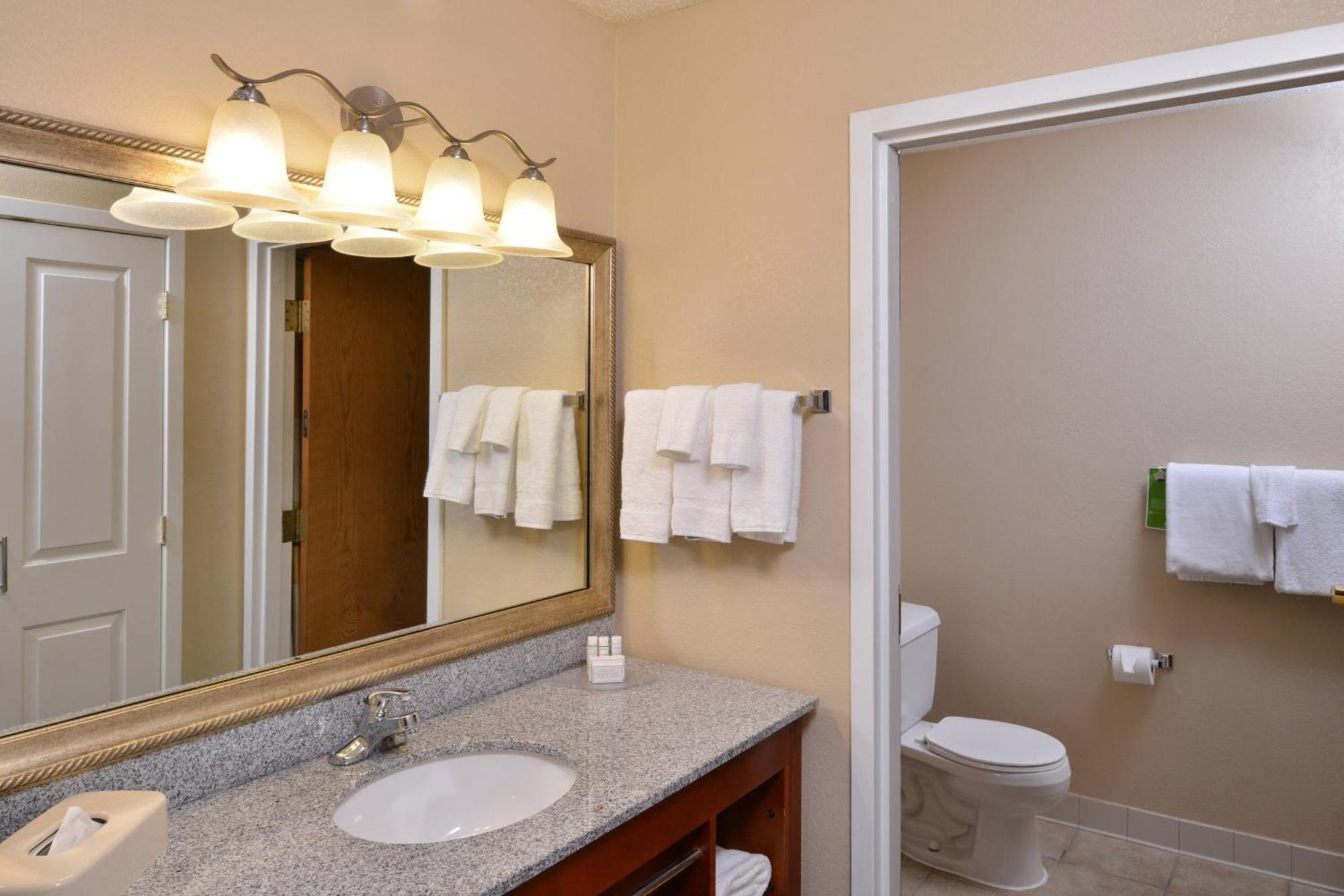 Towneplace Suites Detroit Warren Dış mekan fotoğraf