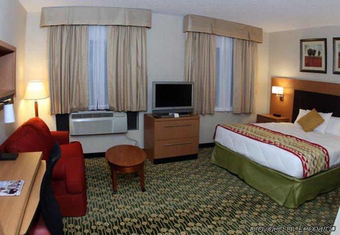 Towneplace Suites Detroit Warren Dış mekan fotoğraf