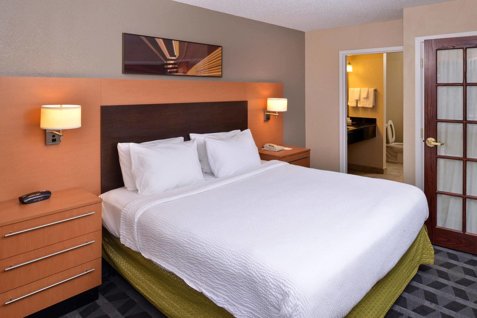 Towneplace Suites Detroit Warren Dış mekan fotoğraf