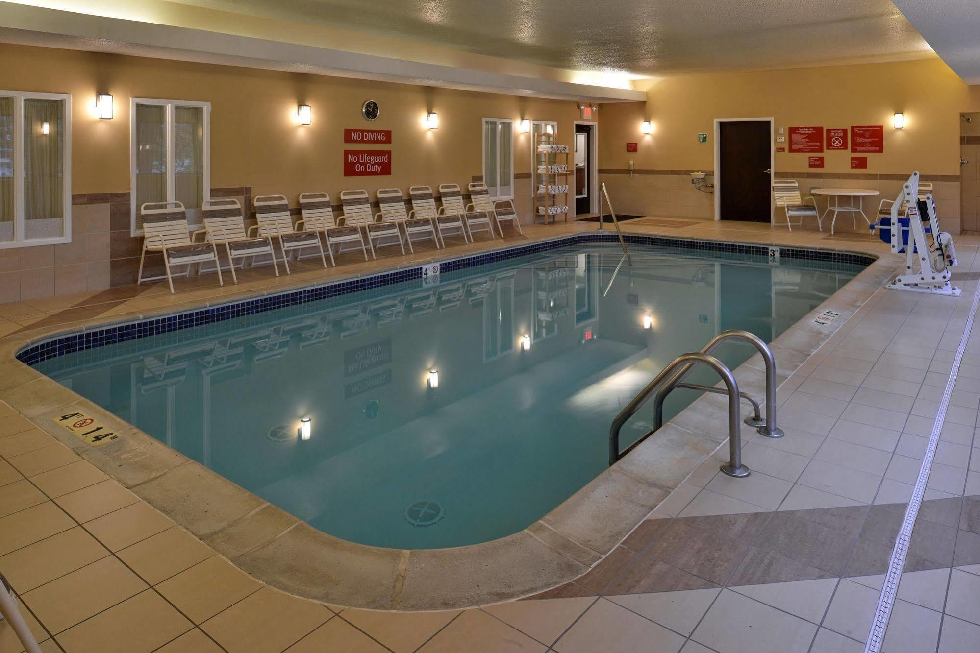 Towneplace Suites Detroit Warren Dış mekan fotoğraf